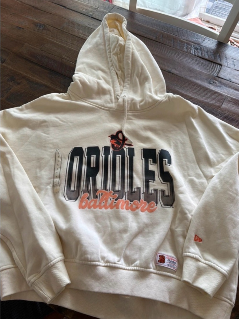 New Era Cream Baltimore Orioles Graphic Hoodie